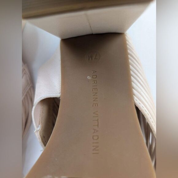 Adrienne Vittadini Annalee Dress Sandal Block Heel - size 7 - Picture 5 of 11